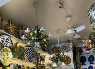 На какво ухае Кампания?